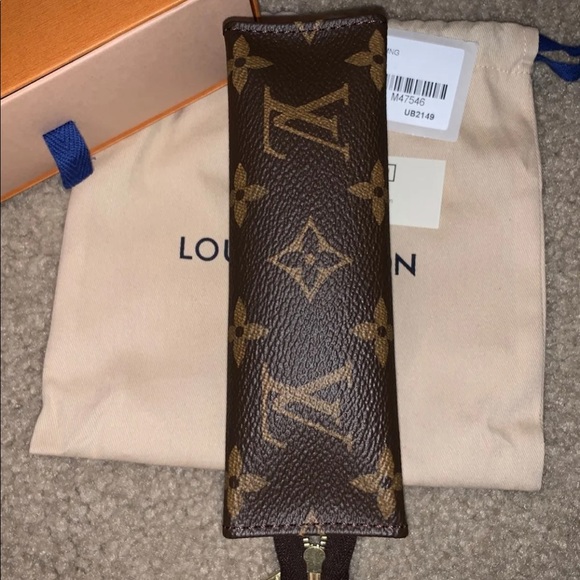 ❌SOLD❌Louis Vuitton Toiletry 15 - Picture 5 of 6